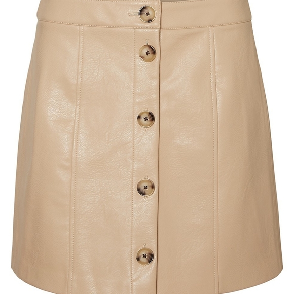 Vero Moda Dresses & Skirts - High Waisted Skirt / Faux Leather / Cream / Size L